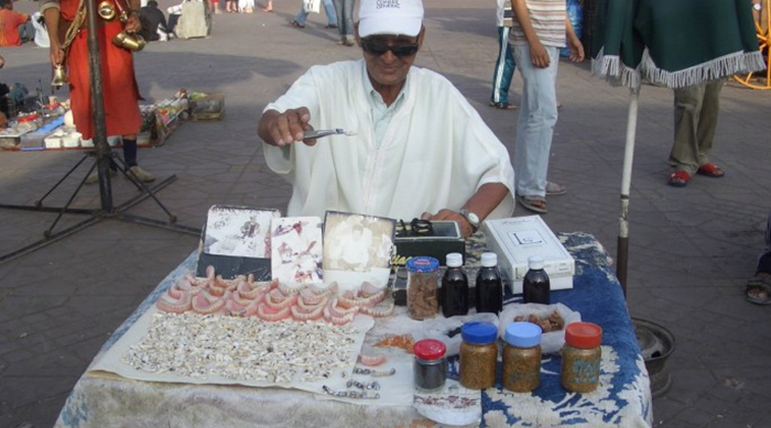 Dentista fai da te? Ahi! Ahi! Ahi!